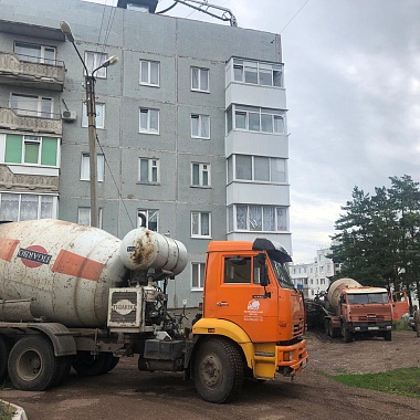 Подача бетона на крыши, с помощью Автобетононасоса