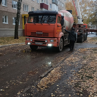 Подача бетона на крыши, с помощью Автобетононасоса