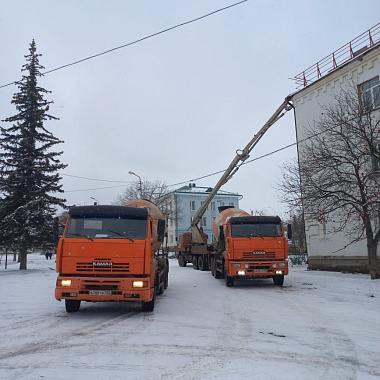 Подача бетона на крыши, с помощью Автобетононасоса