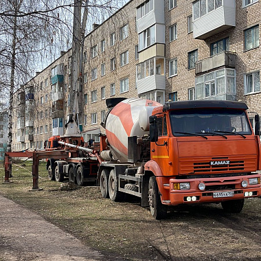 Подача бетона на крыши, с помощью Автобетононасоса